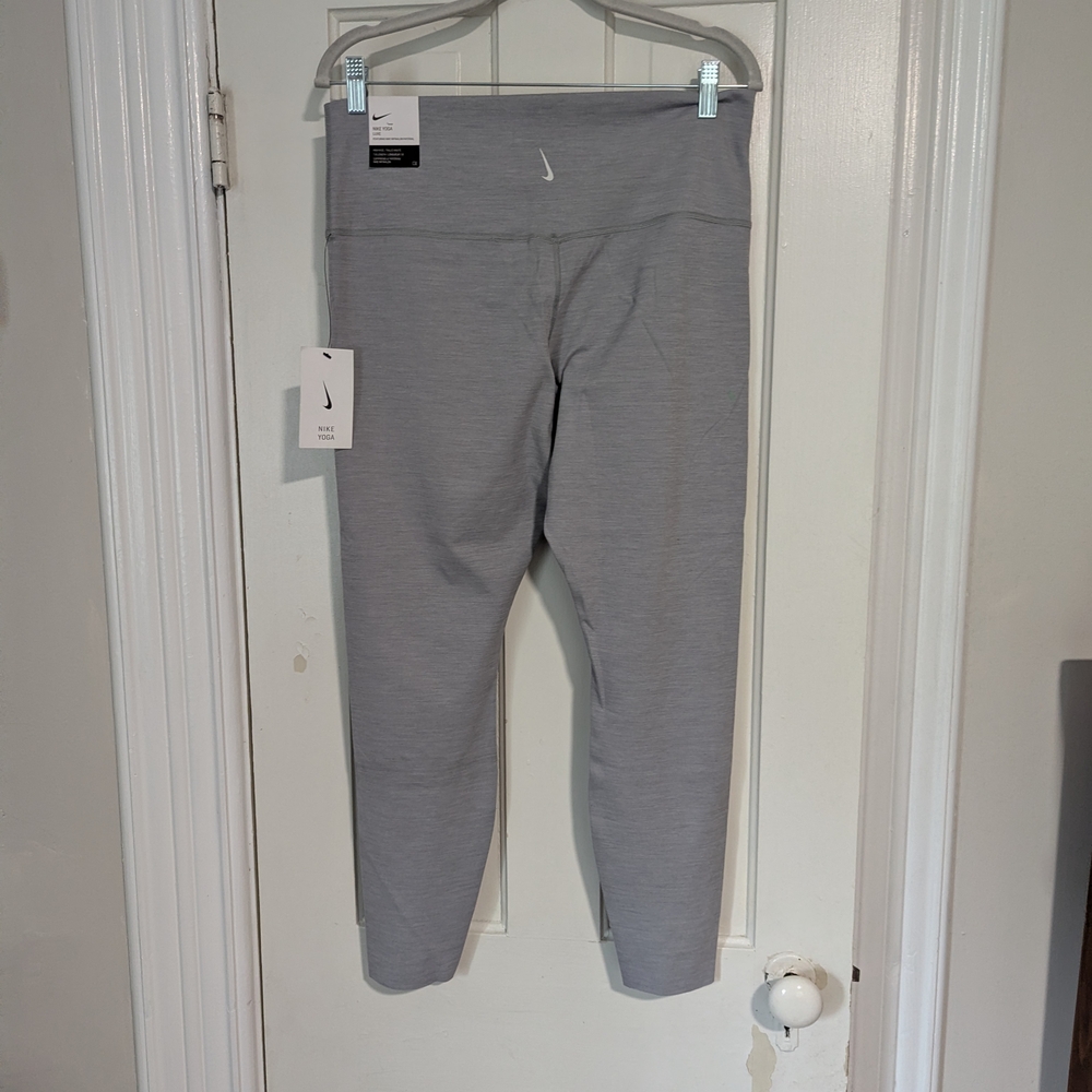 Nike Dri-FIT Gray Lux Pants XL - Picture 4 of 4